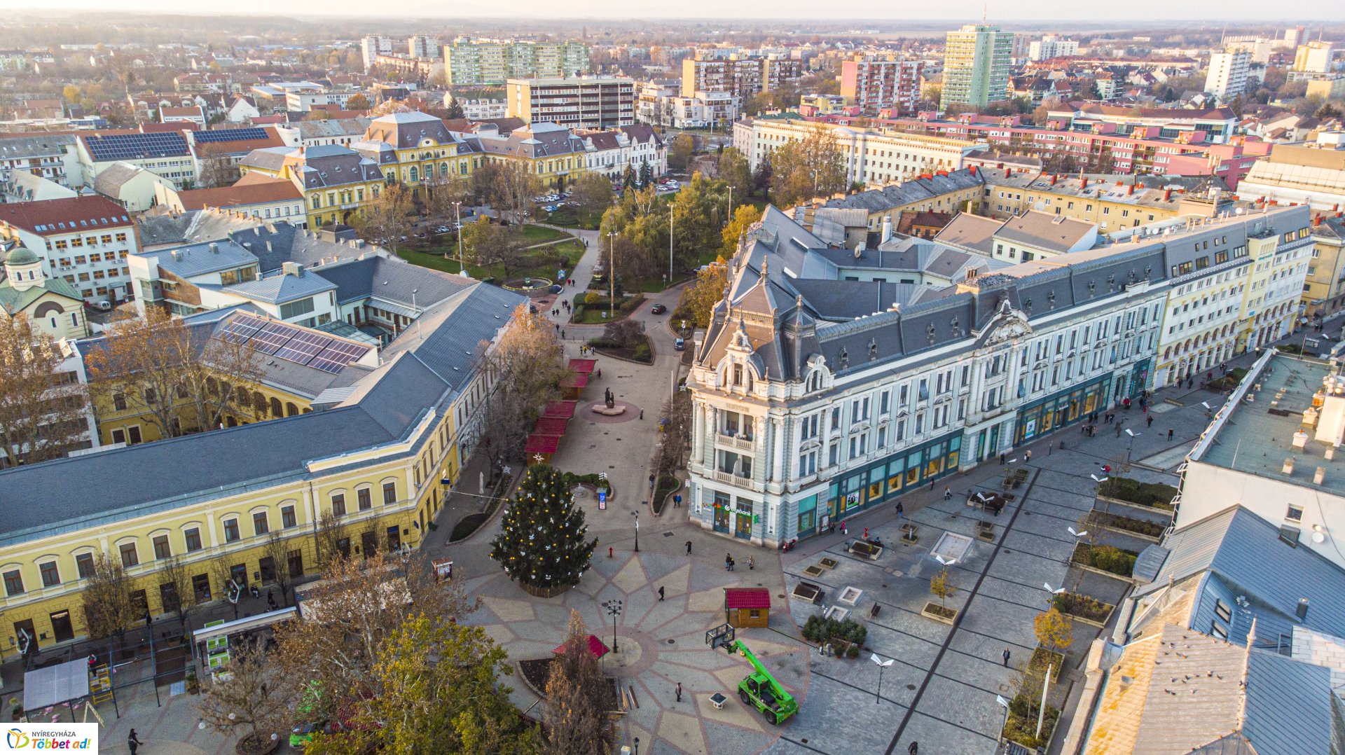 Karácsonyi előkészületek Nyíregyháza belvárosában