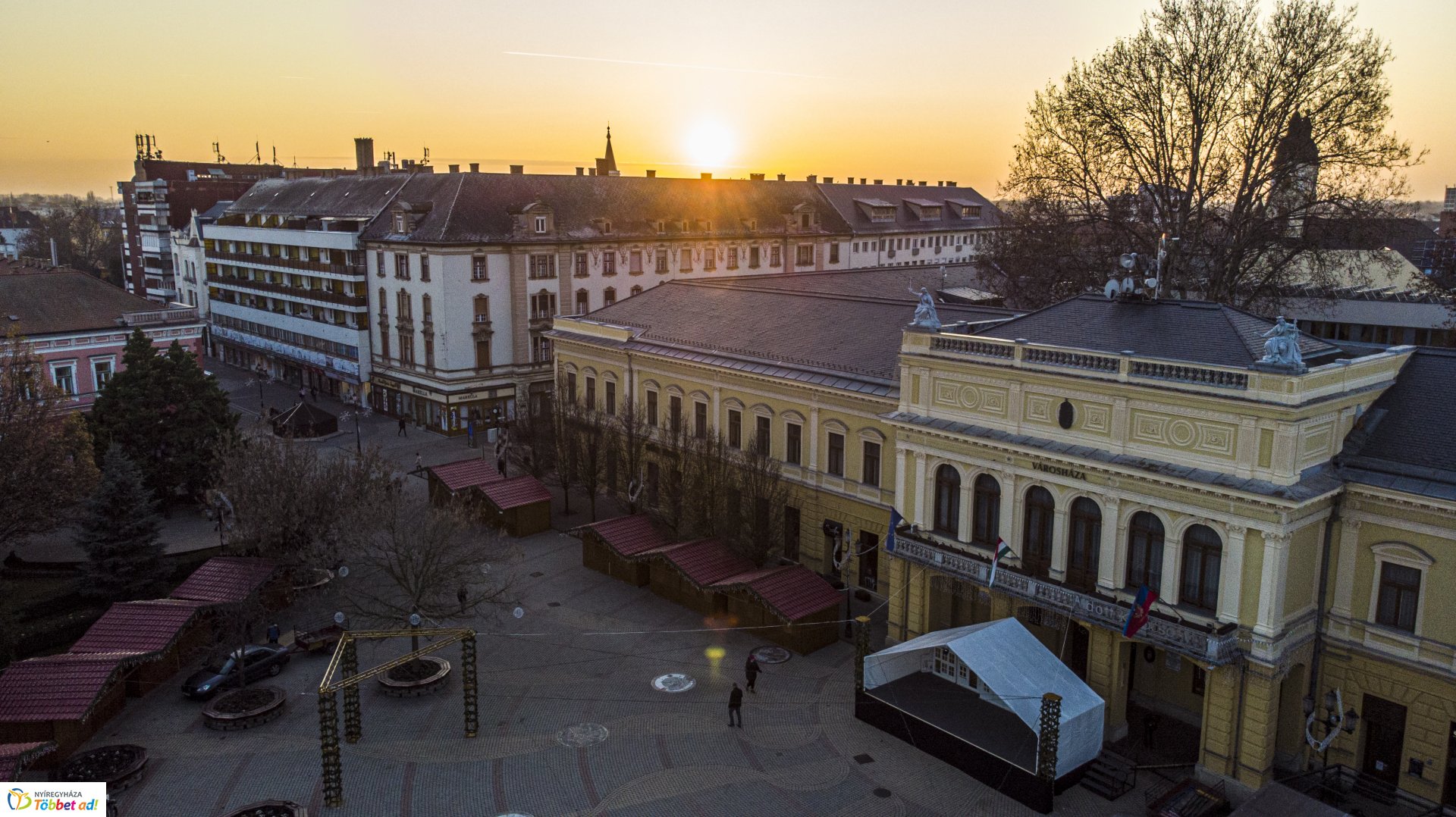 Karácsonyi előkészületek Nyíregyháza belvárosában