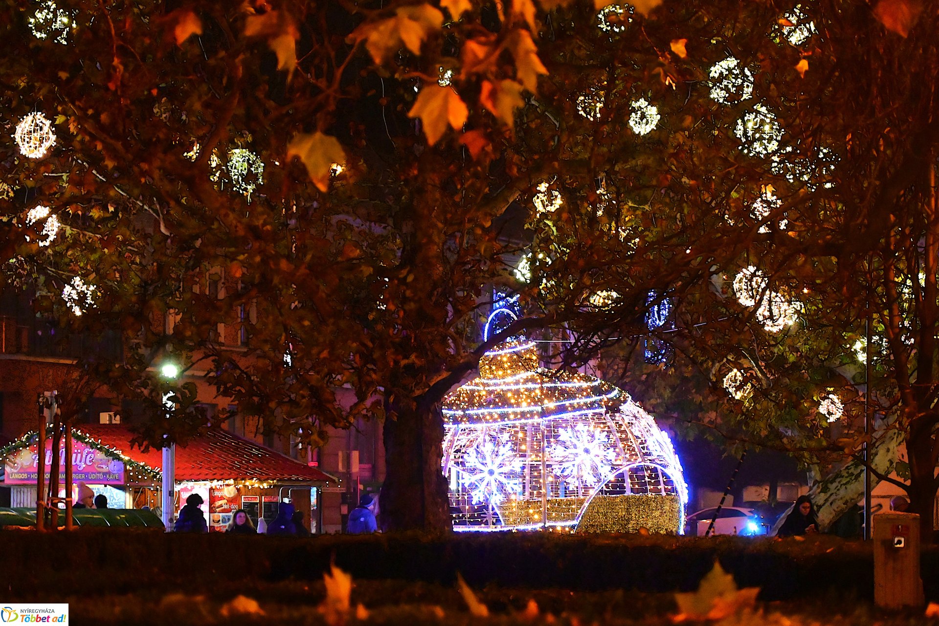 Karácsonyi Polip koncert Nyíregyháza főterén