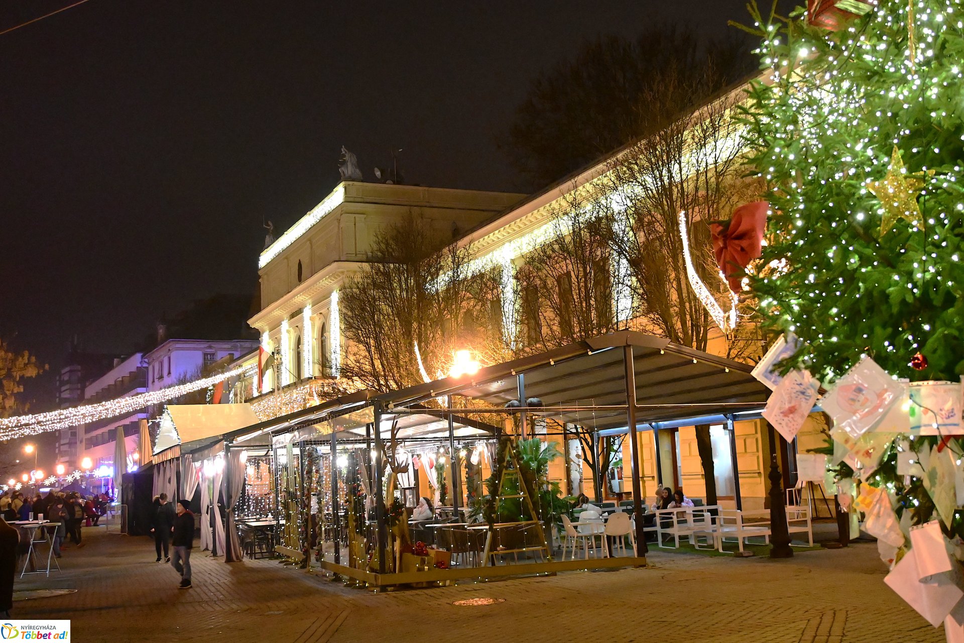 Karácsonyi Polip koncert Nyíregyháza főterén