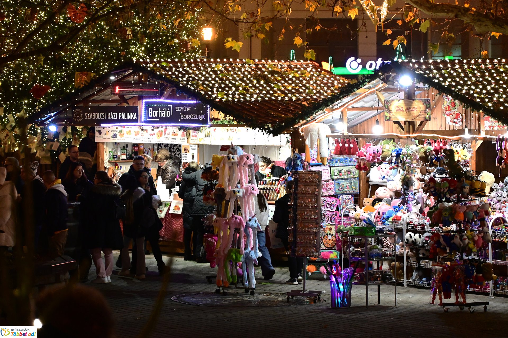 Karácsonyi Polip koncert Nyíregyháza főterén