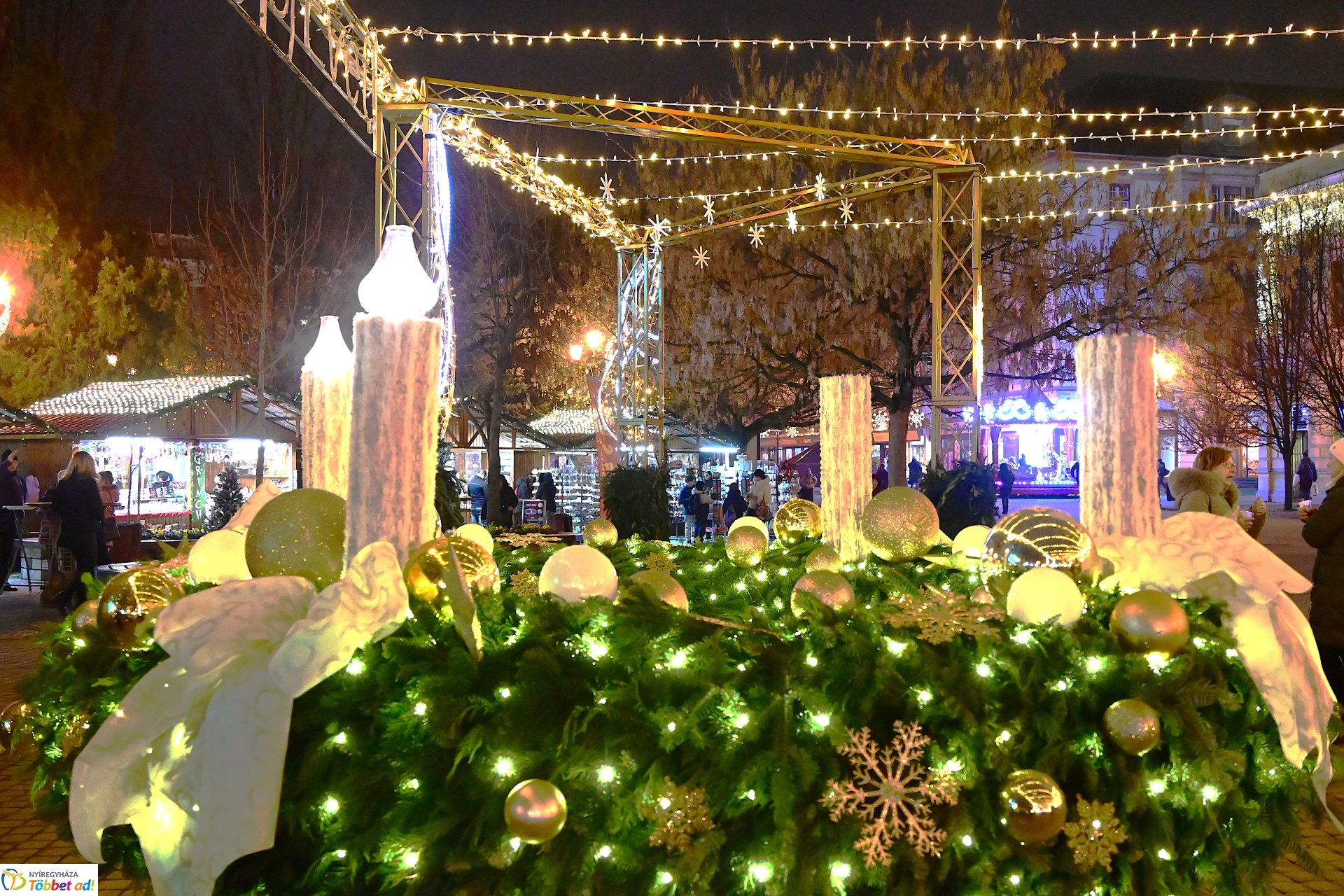 Karácsonyi Polip koncert Nyíregyháza főterén