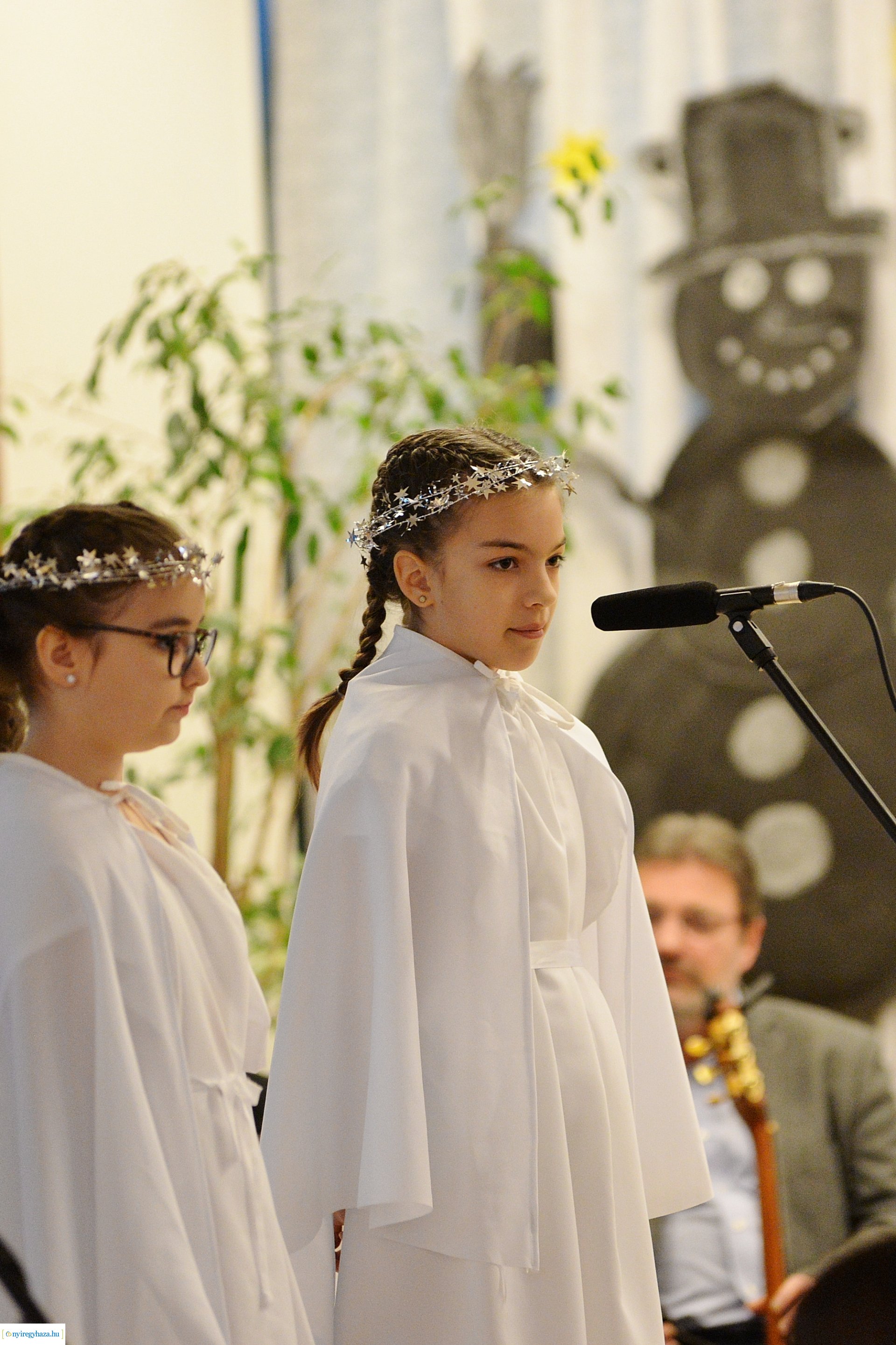 Karácsonyi ünnepség a Móra Ferenc Általános Iskolában