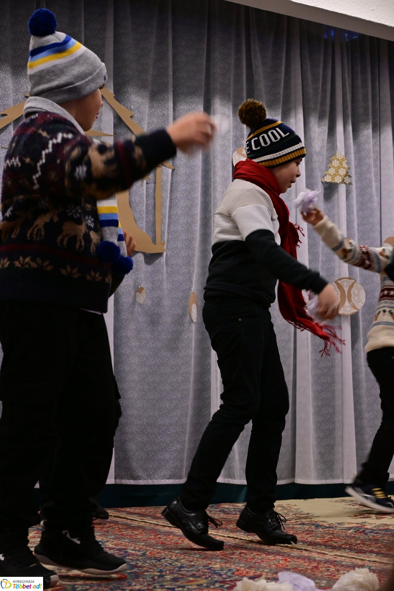 Karácsonyi ünnepség a Móra Ferenc iskolában - 2024