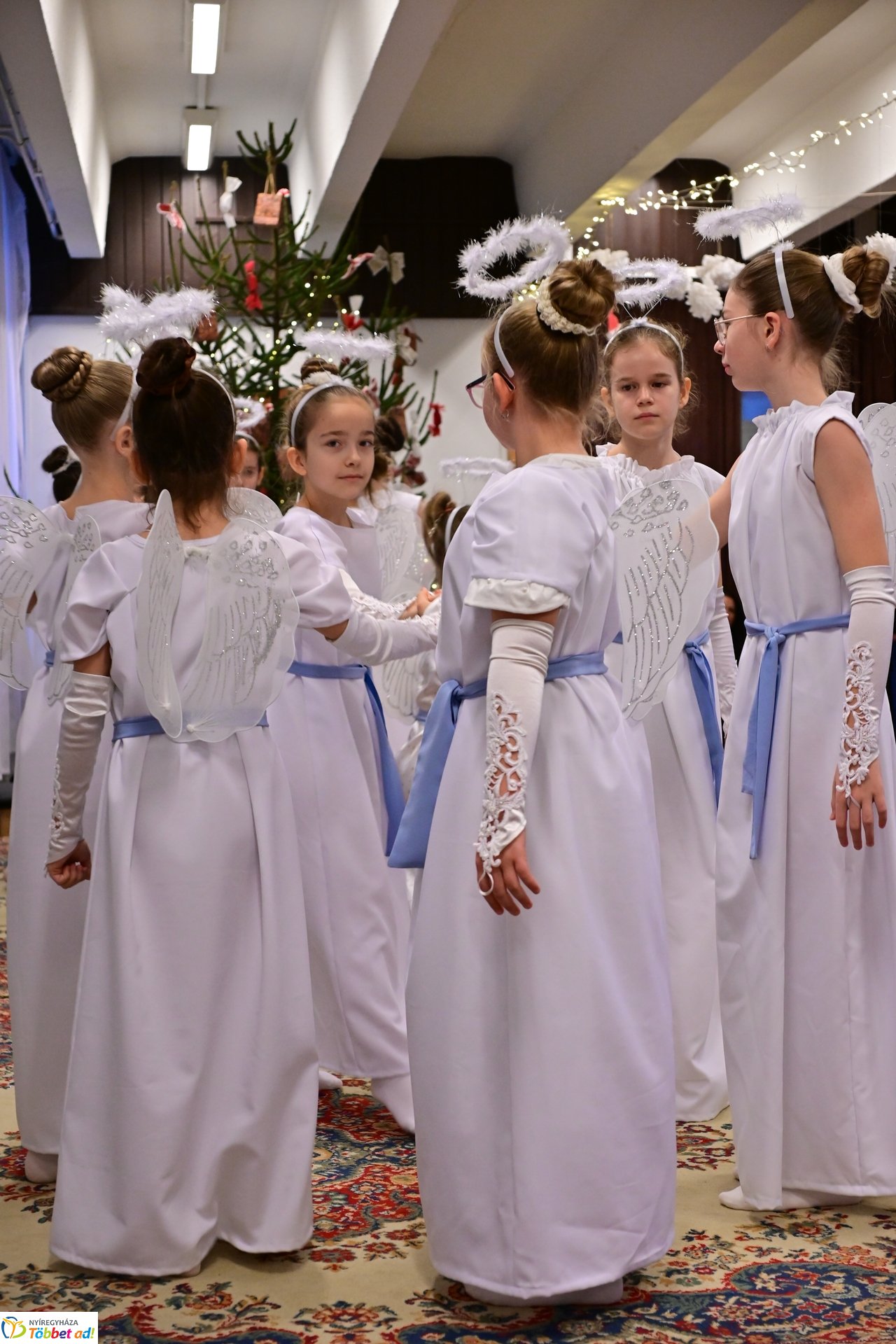 Karácsonyi ünnepség a Móra Ferenc iskolában - 2024