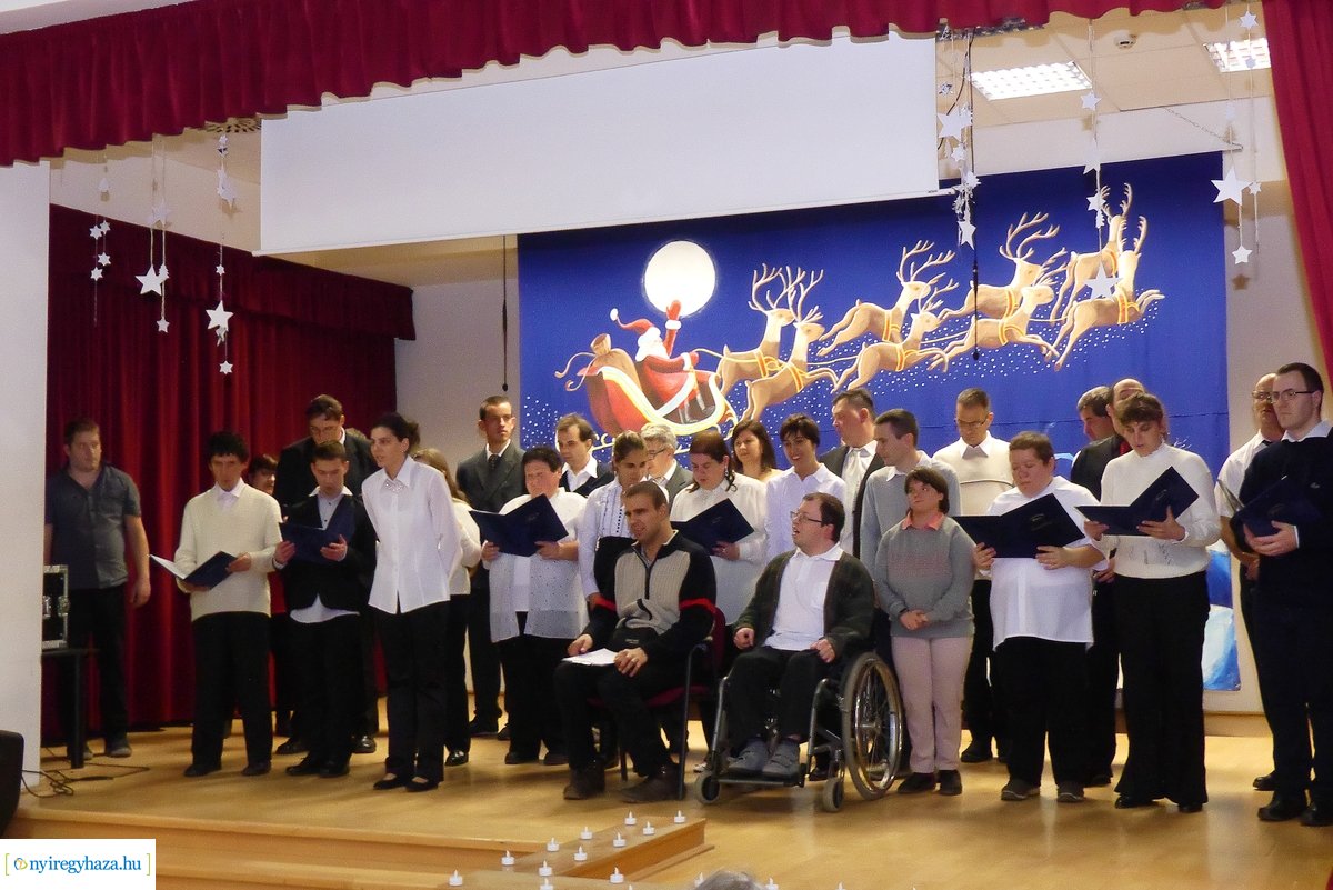 Karácsonyi ünnepség az Esélycentrumban - 2019