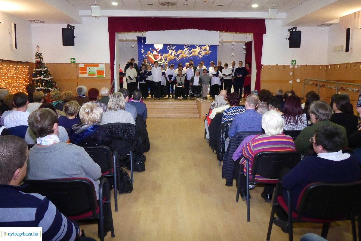 Karácsonyi ünnepség az Esélycentrumban - 2019