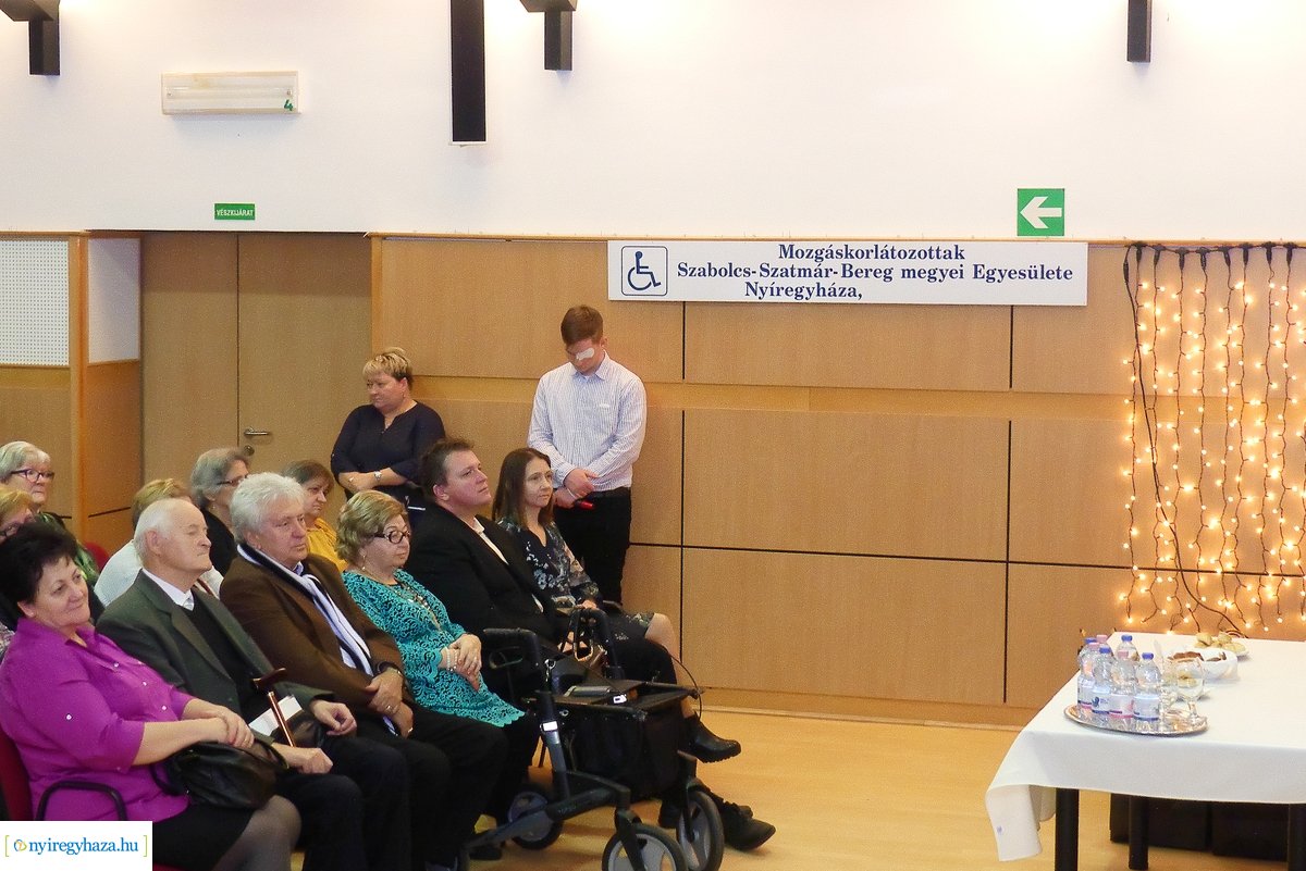 Karácsonyi ünnepség az Esélycentrumban - 2019