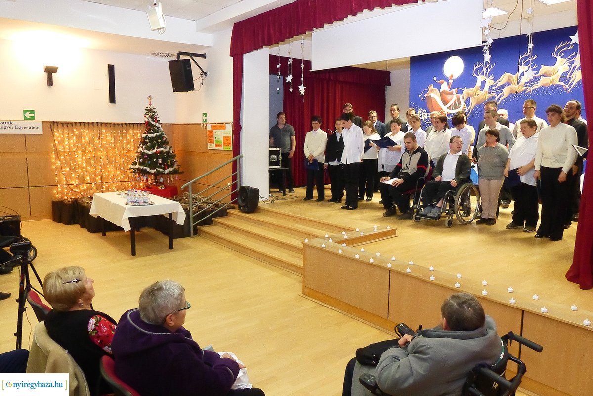 Karácsonyi ünnepség az Esélycentrumban - 2019