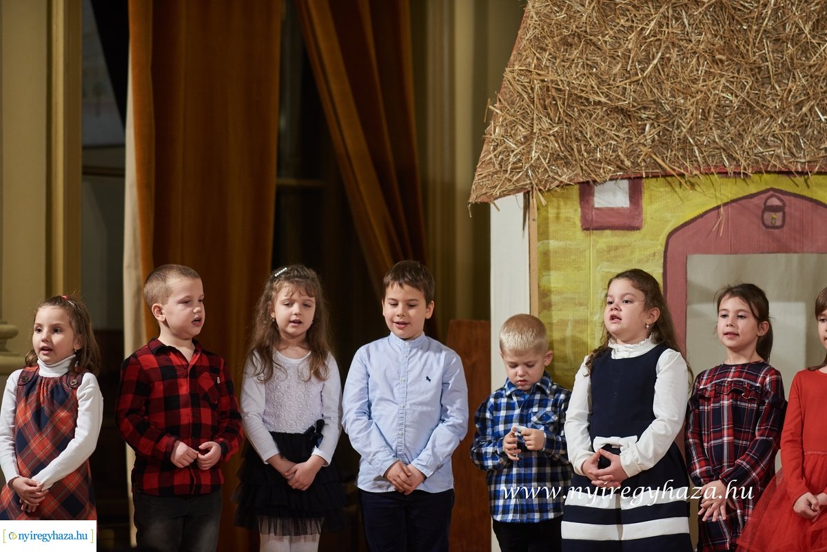 Karácsonyi ünnepség az evangélikus iskolában