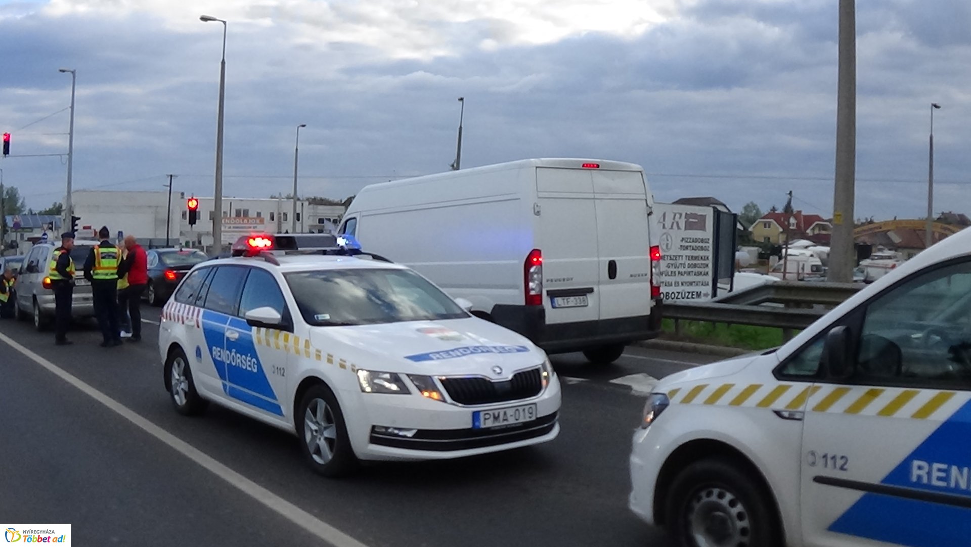 Karambol a felüljárón