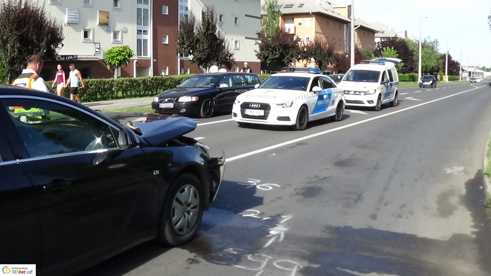 Karambol a Kosbor utcán