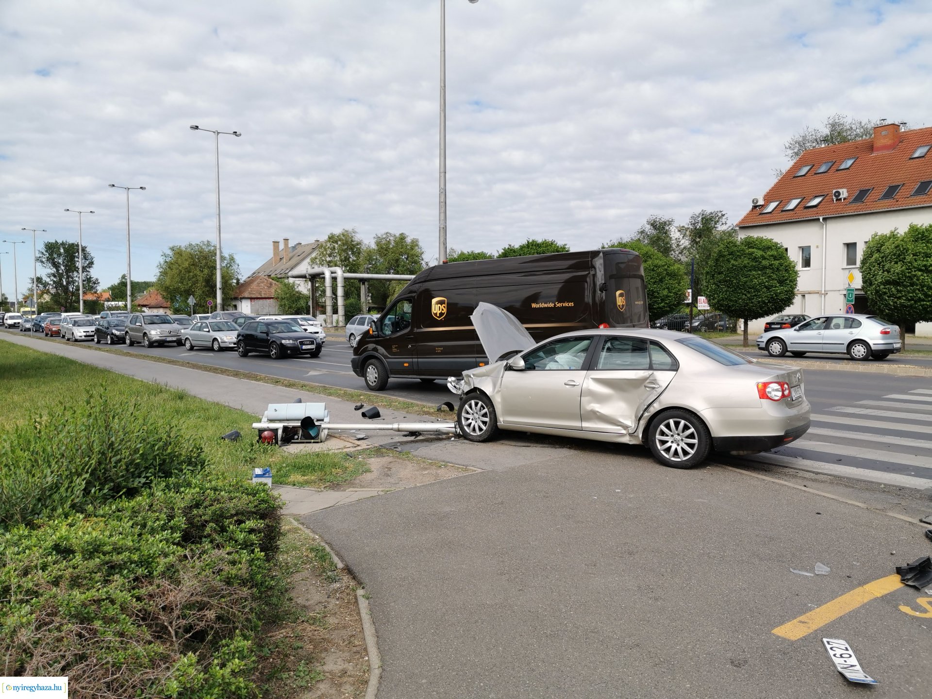 Karambol a László utcán 