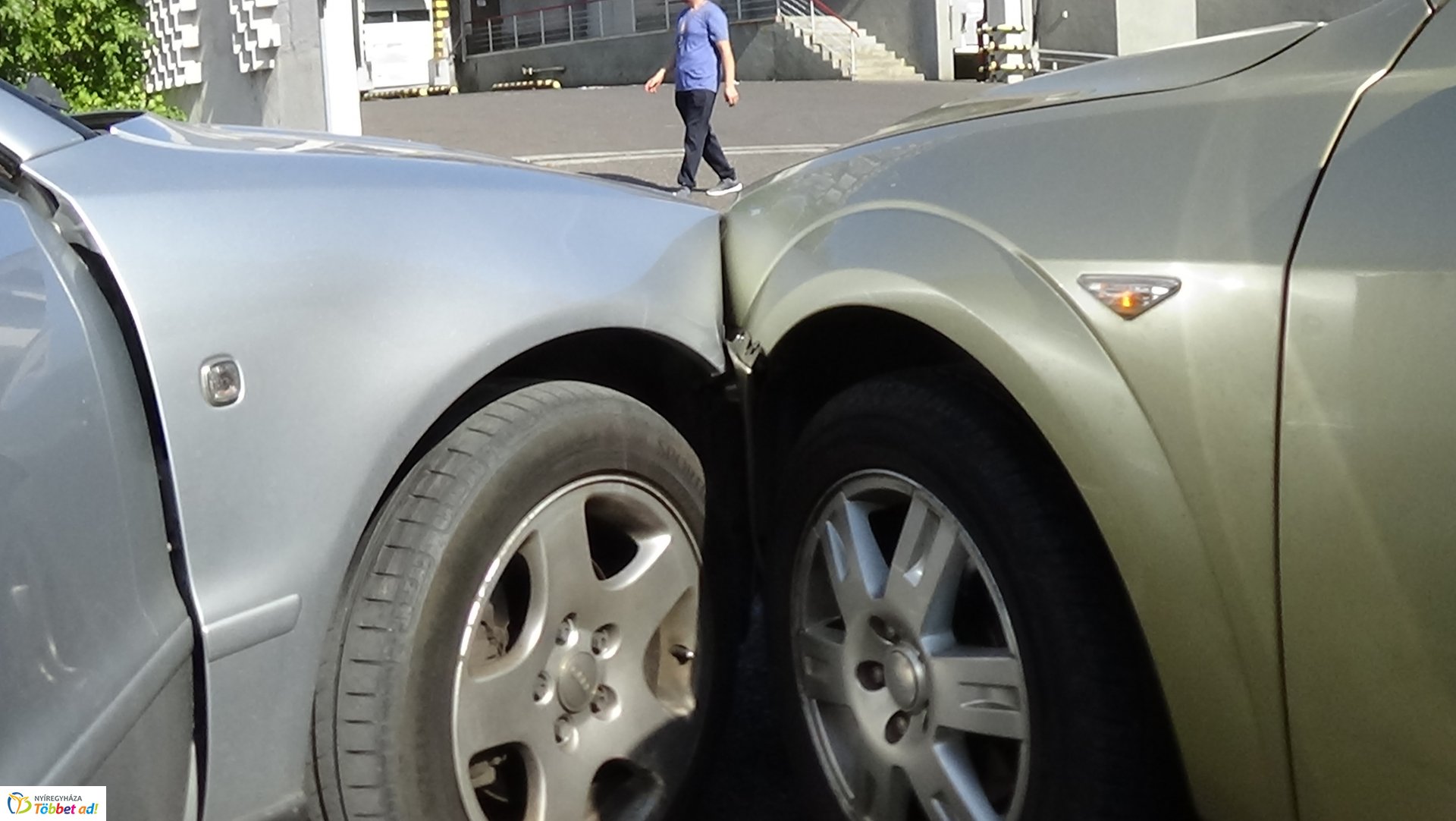 Karambol az István utcán