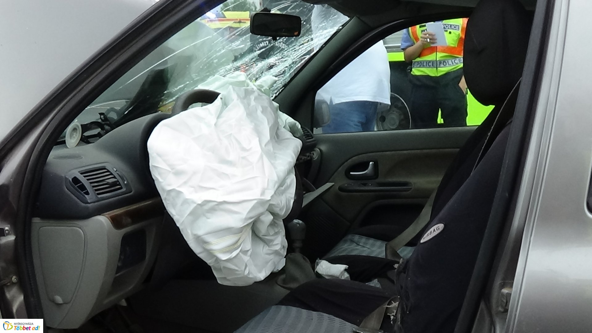 Karambol az M3-as autópálya lehajtójánál 