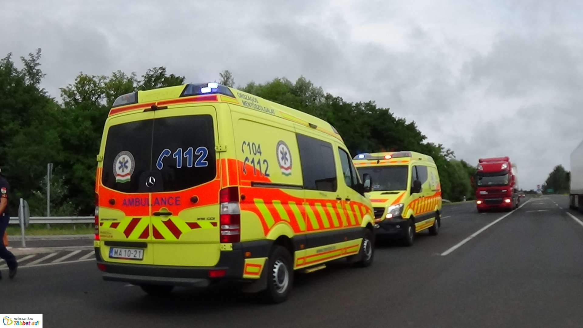 Karambol az M3-as autópálya lehajtójánál 