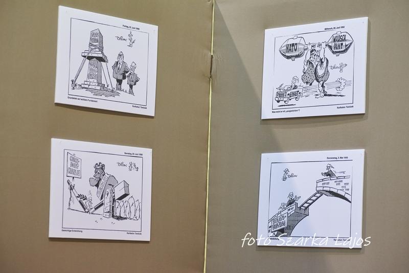 Karikatúra kiállítás a Vasvári gimnáziumban