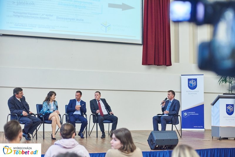 Karriernap az egyetemen