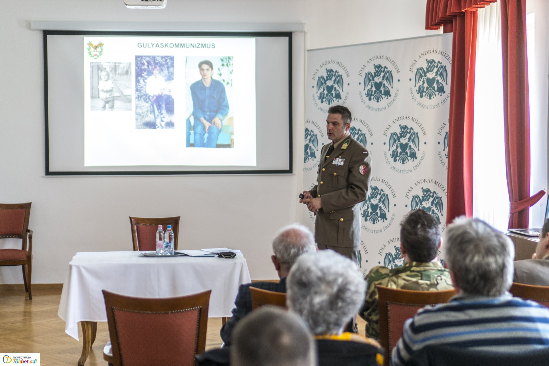 Katonai előadás a Jósa András Múzeumban