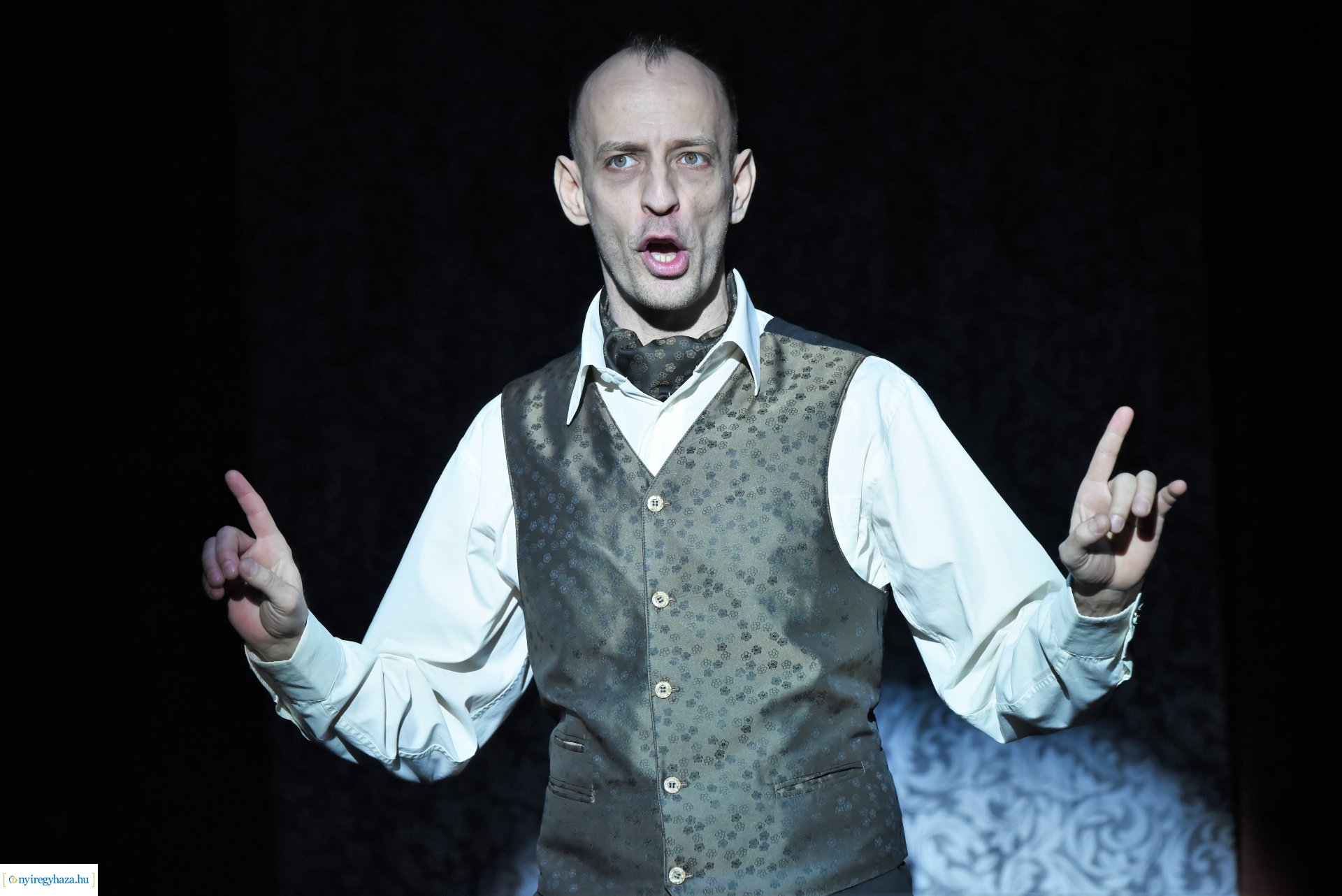 Kávéházi dallamok - előadás a Krúdy Kamarában