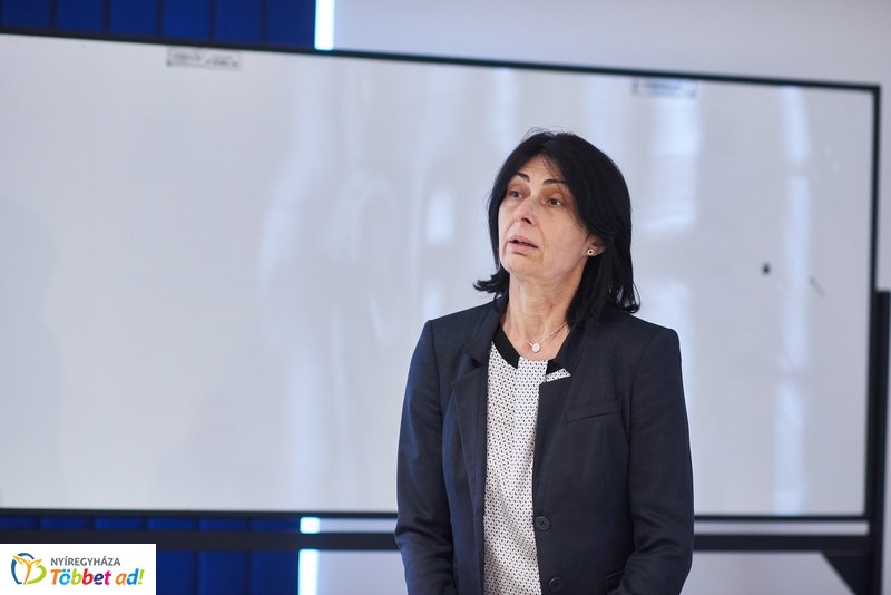 KEF konferencia az egészségügyi karon