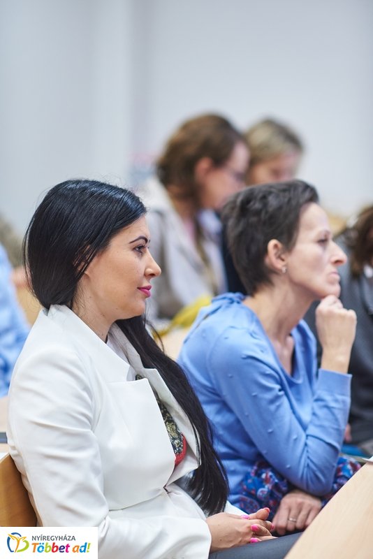 KEF konferencia az egészségügyi karon