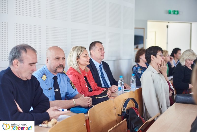 KEF konferencia az egészségügyi karon