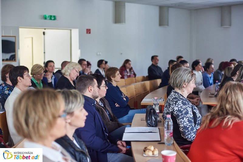 KEF konferencia az egészségügyi karon