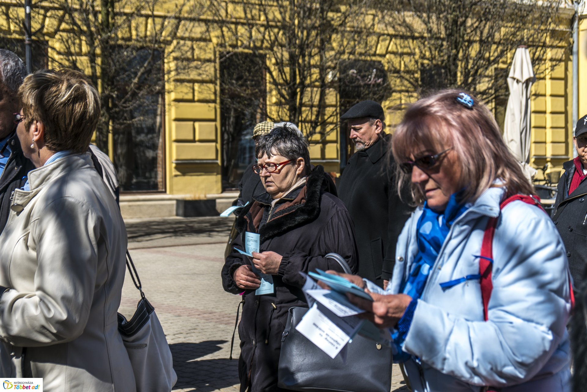 KÉK Séta a Kossuth téren