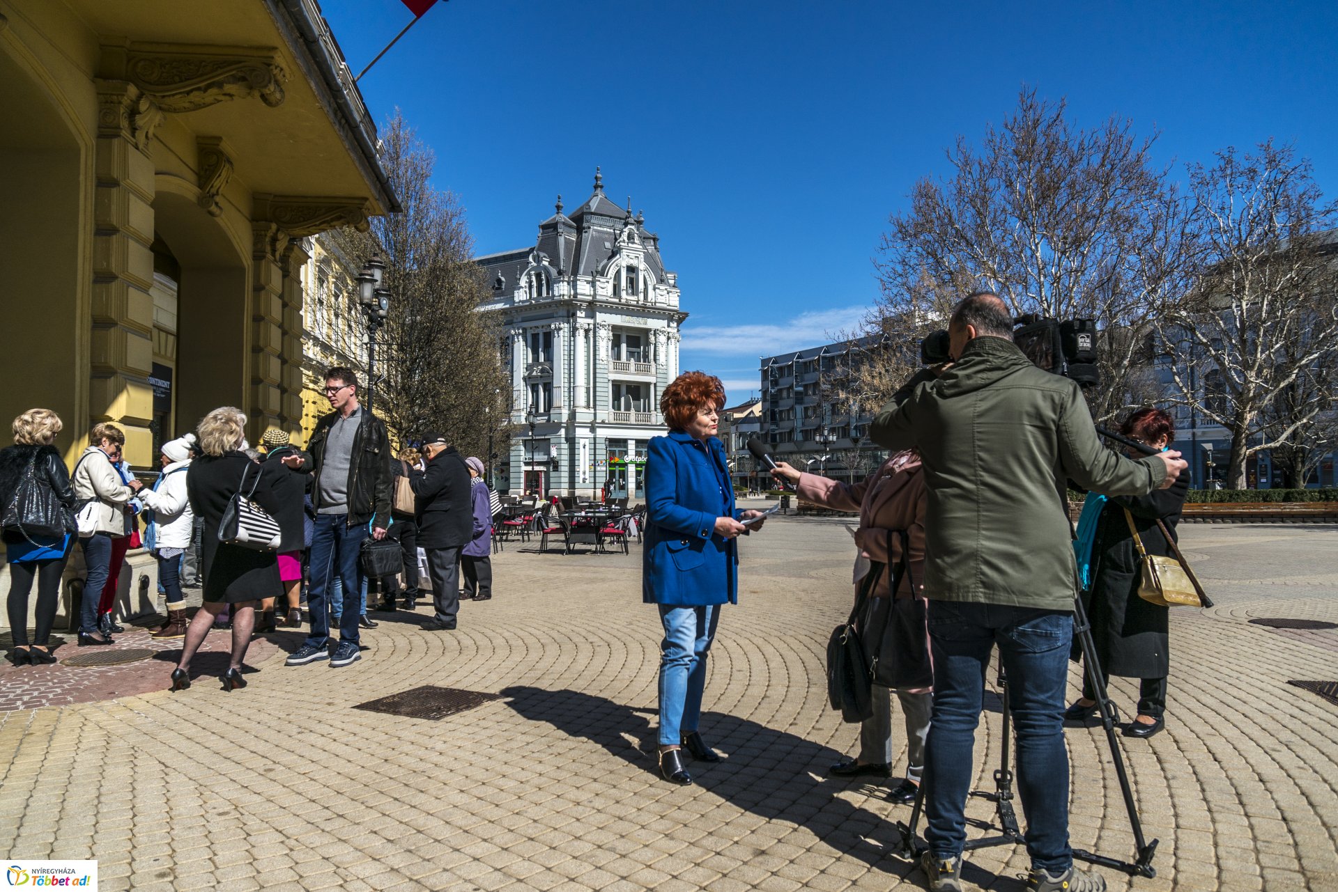 KÉK Séta a Kossuth téren