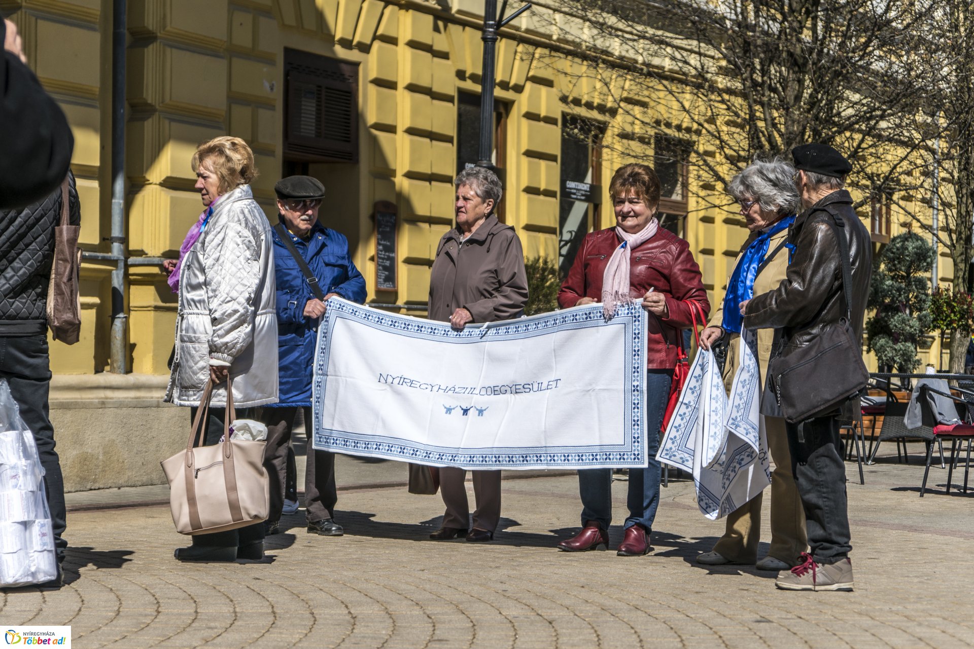 KÉK Séta a Kossuth téren