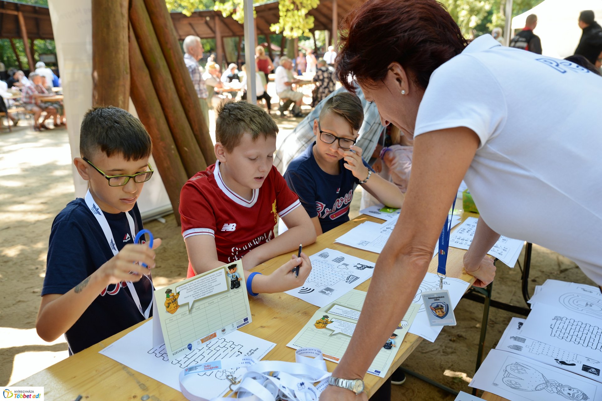 "Kelet-Népe" találkozó a tornapályán
