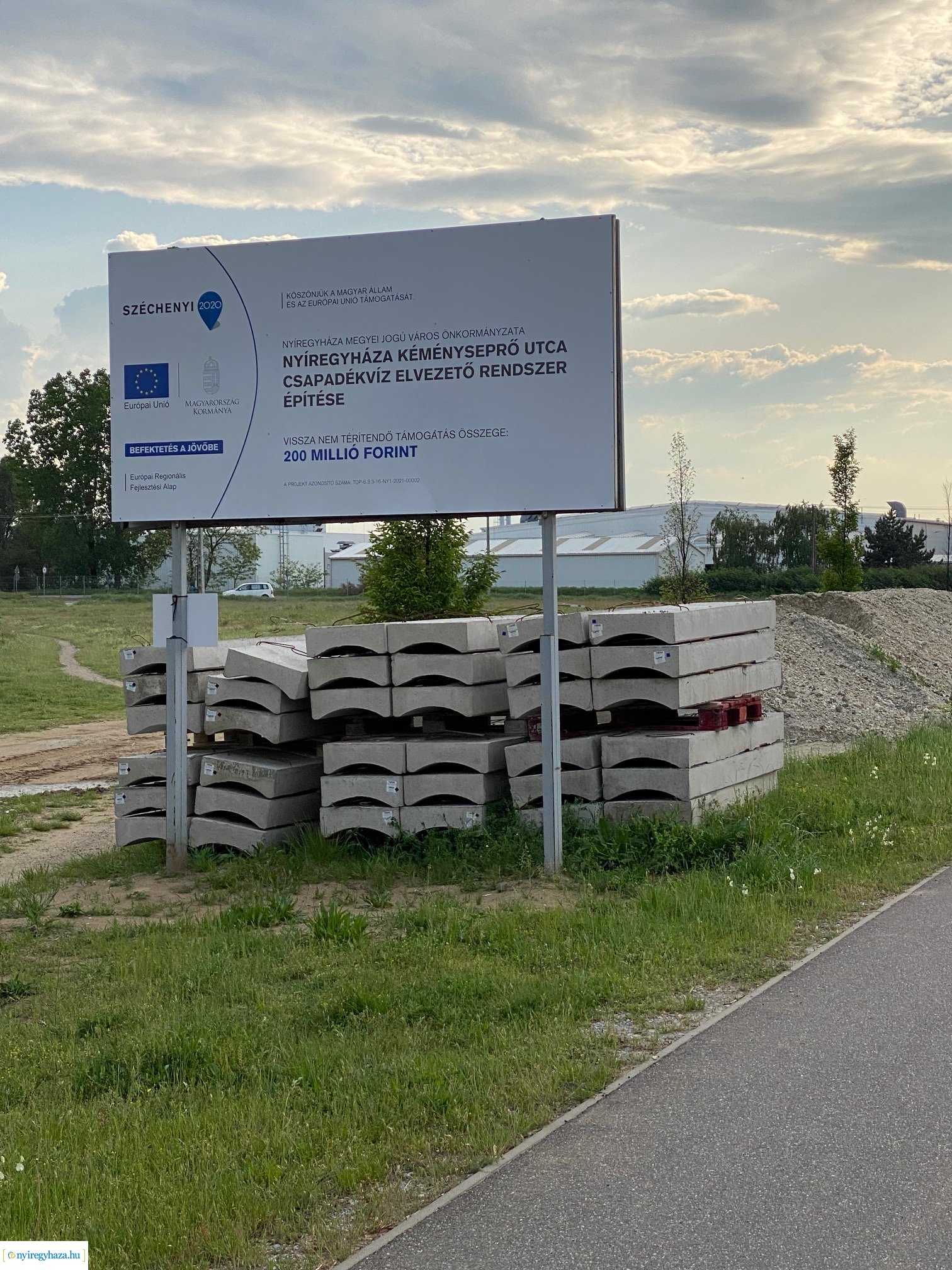 Kéményseprő utca csapadékvíz elvezető rendszer kivitelezése