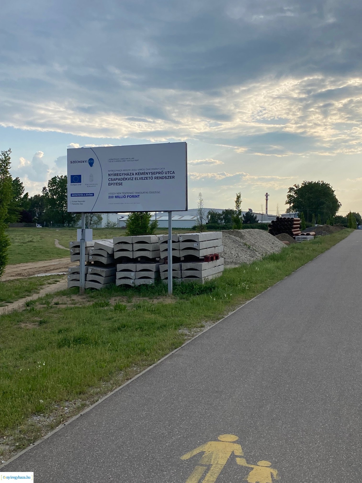 Kéményseprő utca csapadékvíz elvezető rendszer kivitelezése