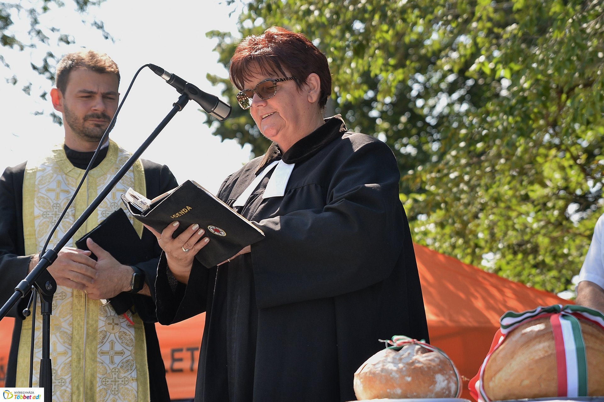 Kenyérszentelés Rozsrétszőlőben