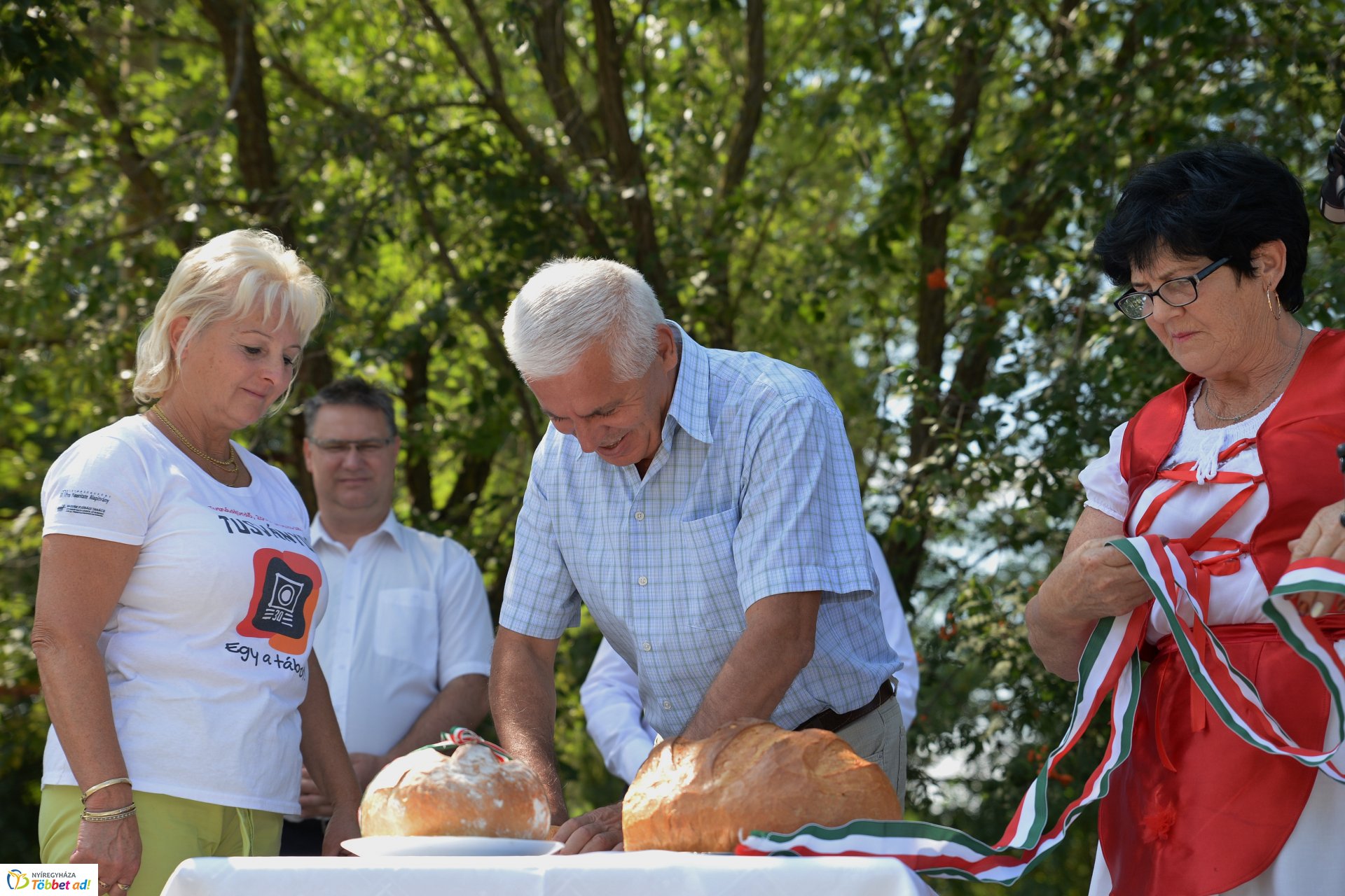 Kenyérszentelés Rozsrétszőlőben