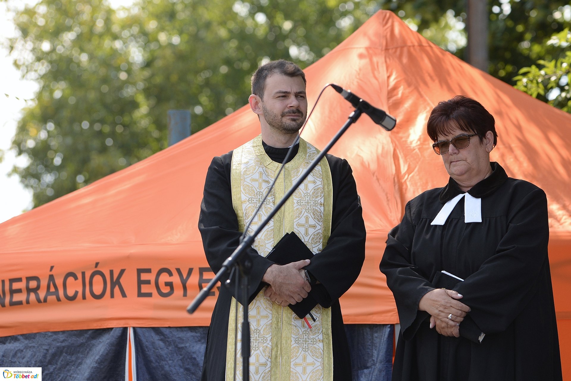 Kenyérszentelés Rozsrétszőlőben