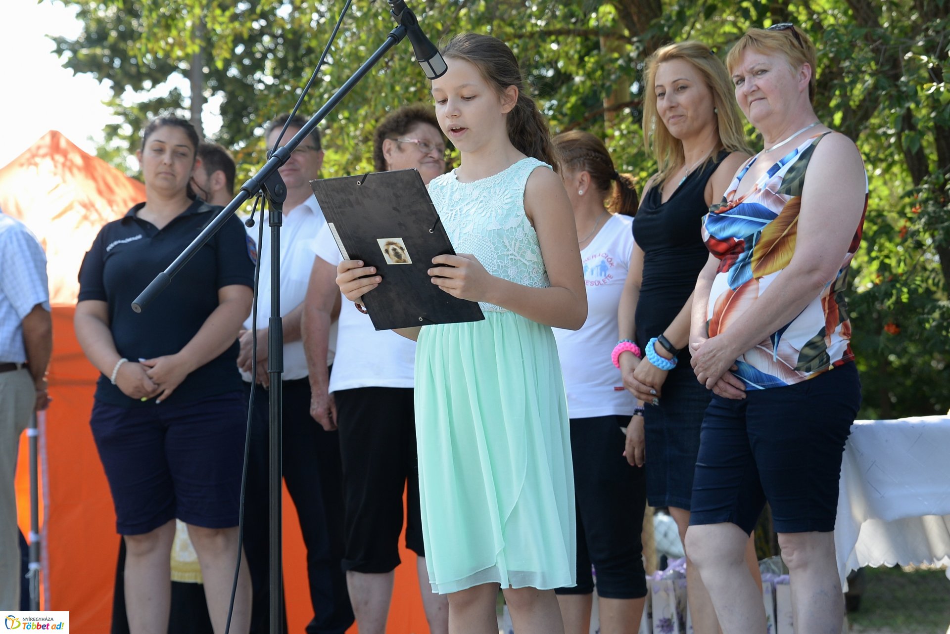 Kenyérszentelés Rozsrétszőlőben