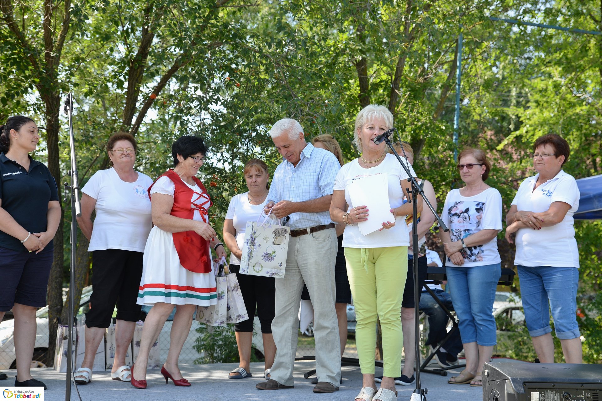 Kenyérszentelés Rozsrétszőlőben