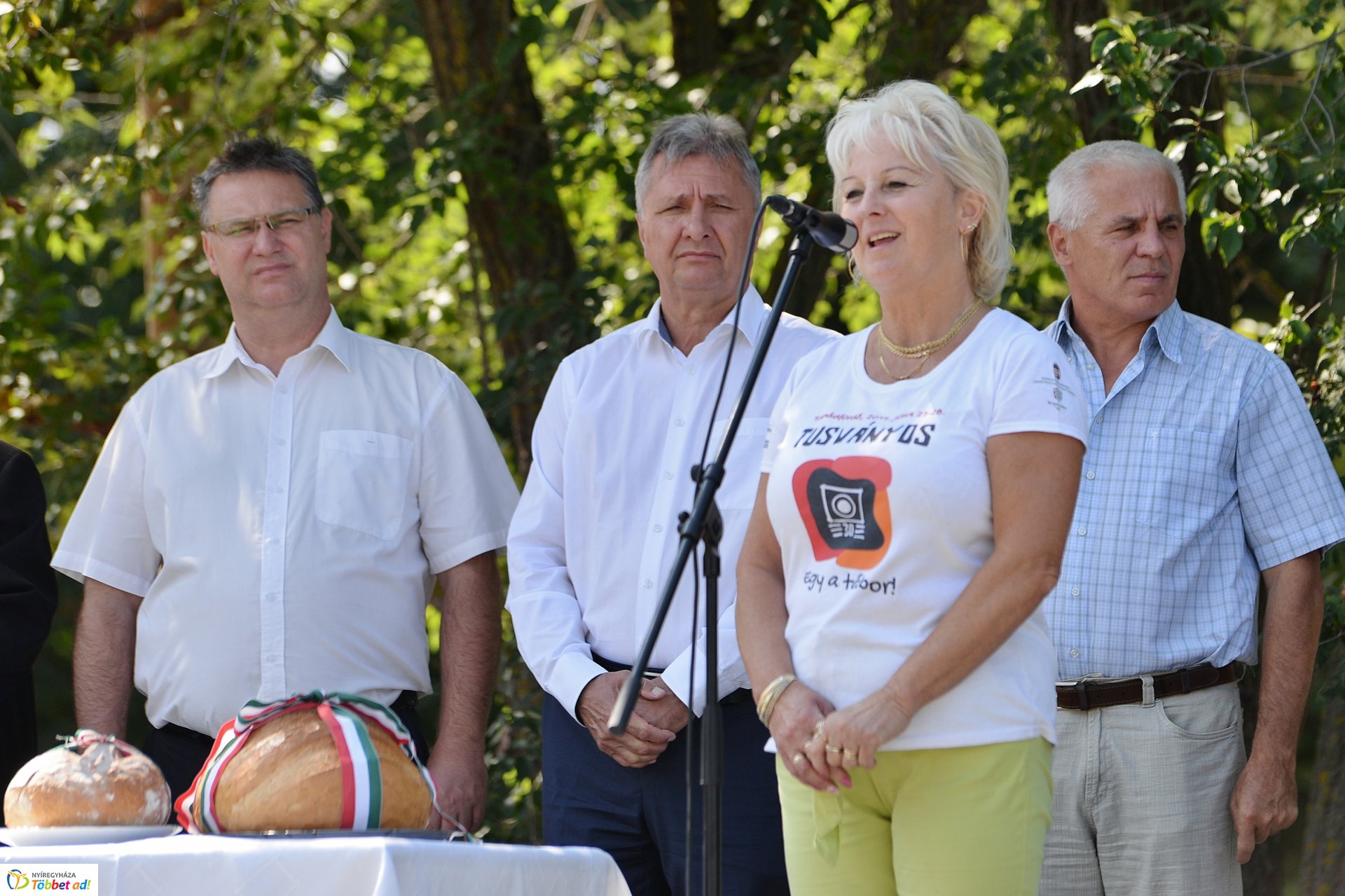 Kenyérszentelés Rozsrétszőlőben