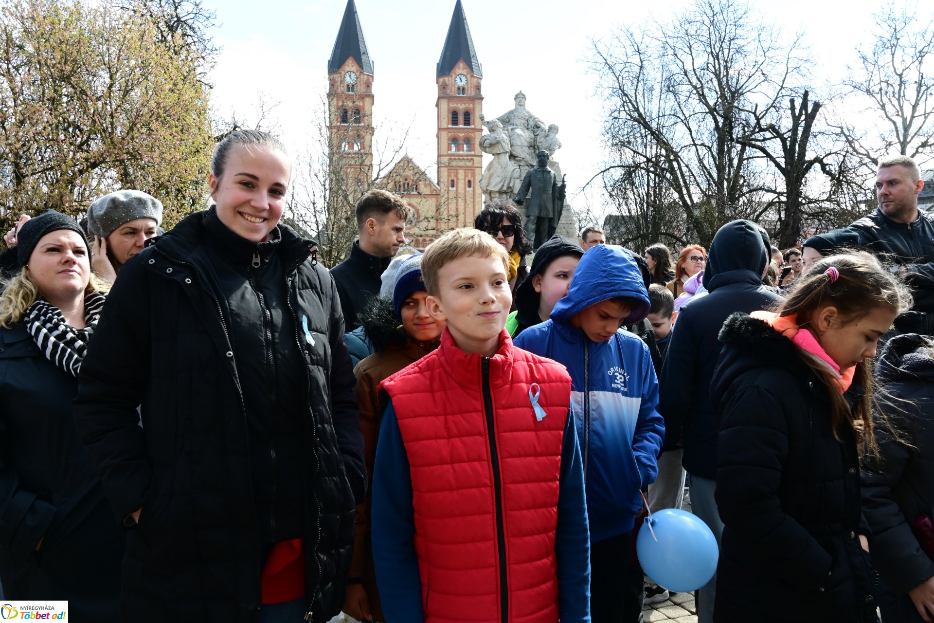 Képeslapkészítő rajzverseny eredményhirdetése a Kossuth téren