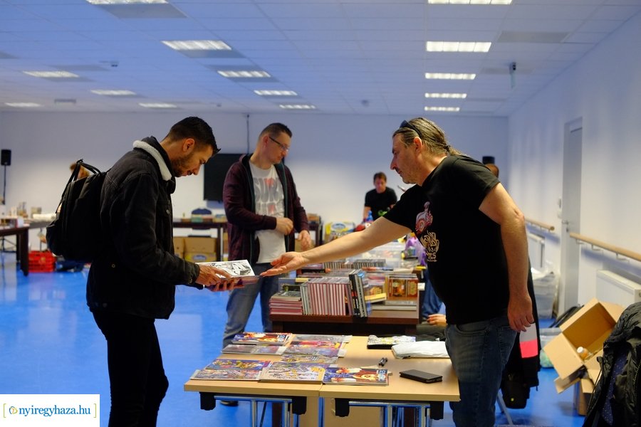 Képregénybörze a kulturális központban