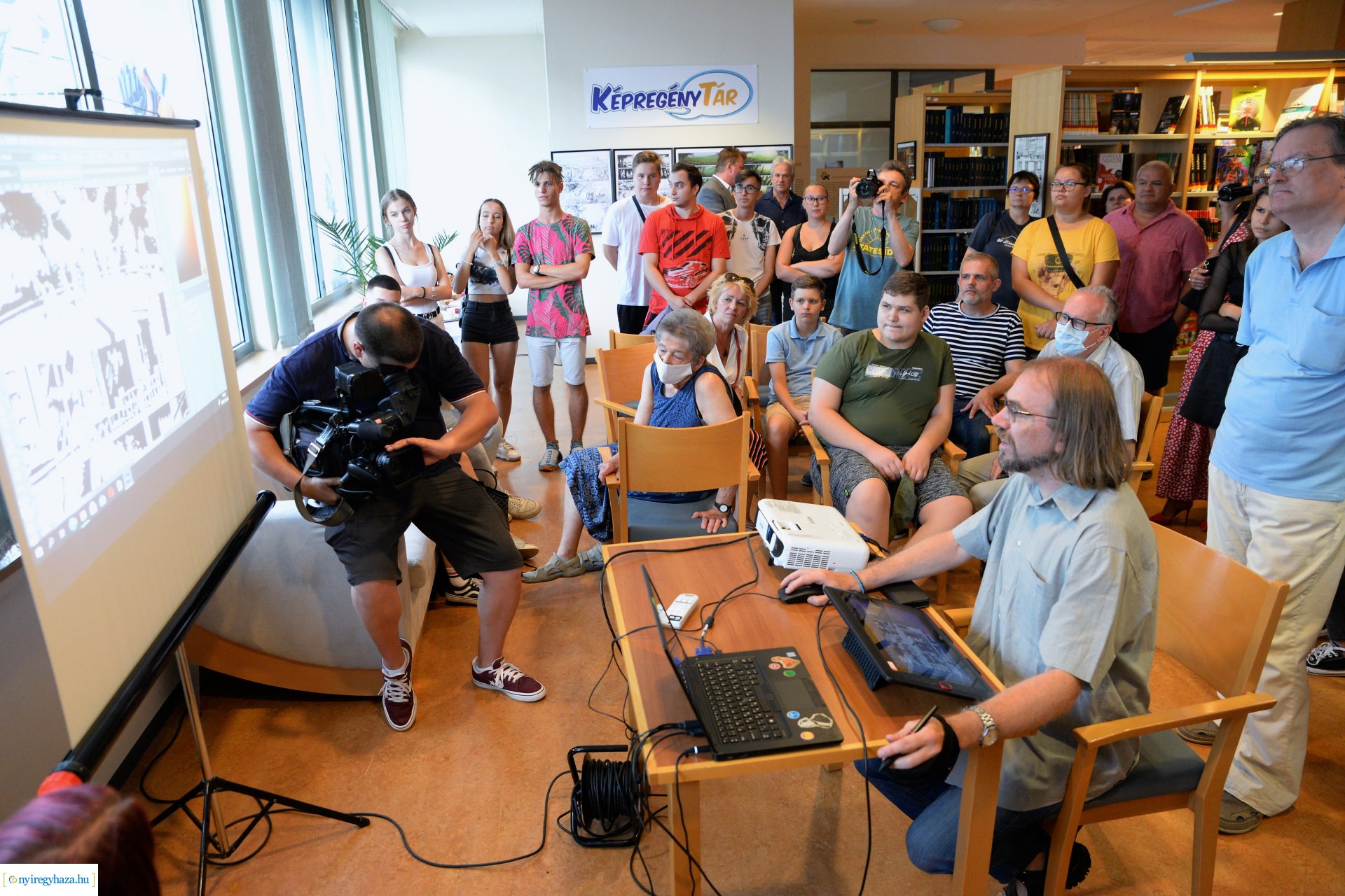 Képregénytár nyílt a könyvtárban