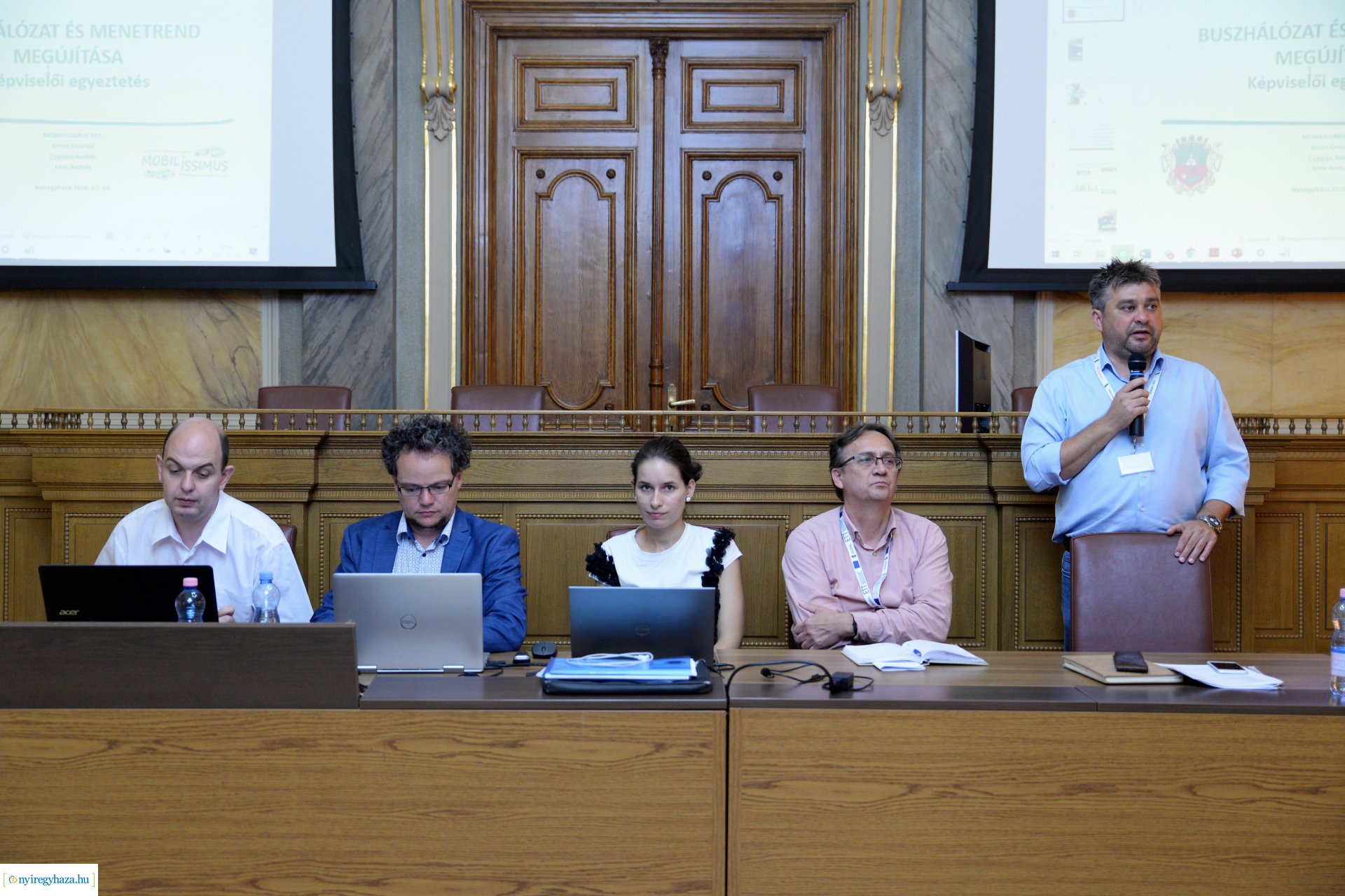 Képviselői egyeztetés az új buszjáratokról