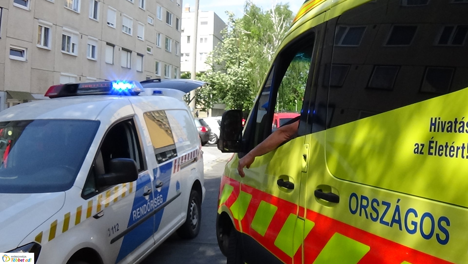 Kerékpáros hajtott szabályosan közlekedő járműnek