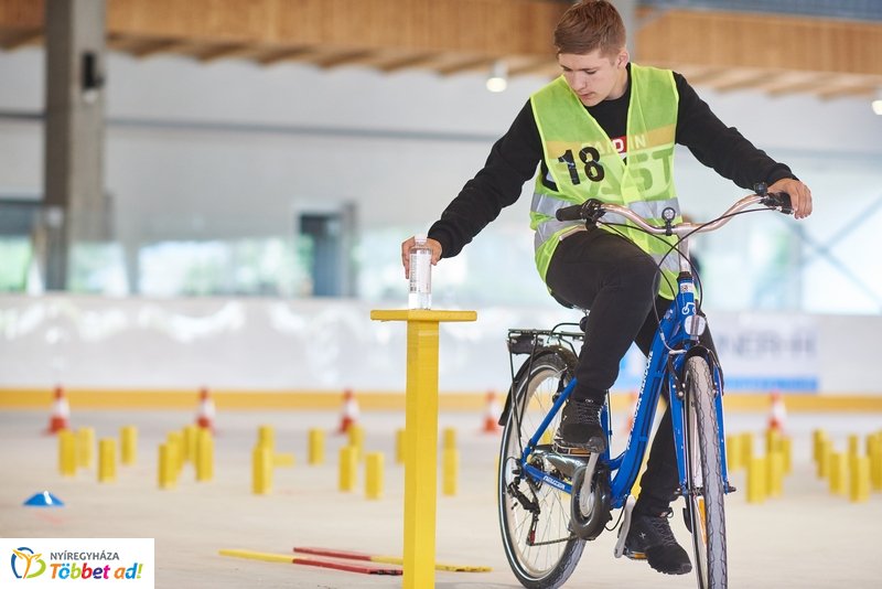 Kerékpáros Kupa a Jégpályán
