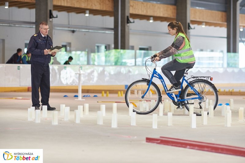 Kerékpáros Kupa a Jégpályán