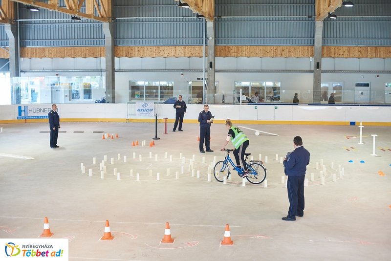 Kerékpáros Kupa a Jégpályán