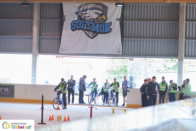 Kerékpáros Kupa a Jégpályán