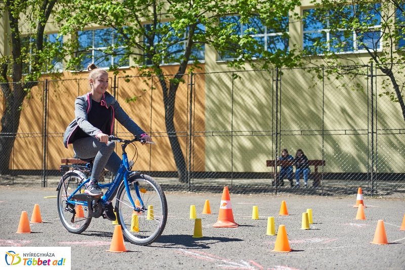 Kerékpáros Kupa a Zelk iskolában